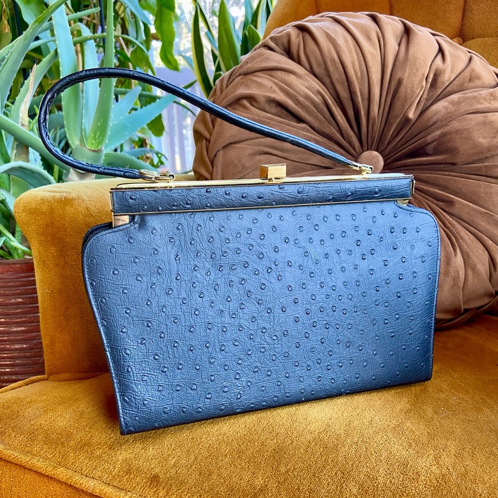 Elegant Black Textured Women's Bag